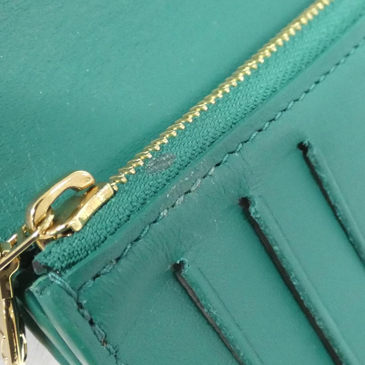 LOUIS VUITTON Taurillon LV竖版CP 钱包 M82438 钱包