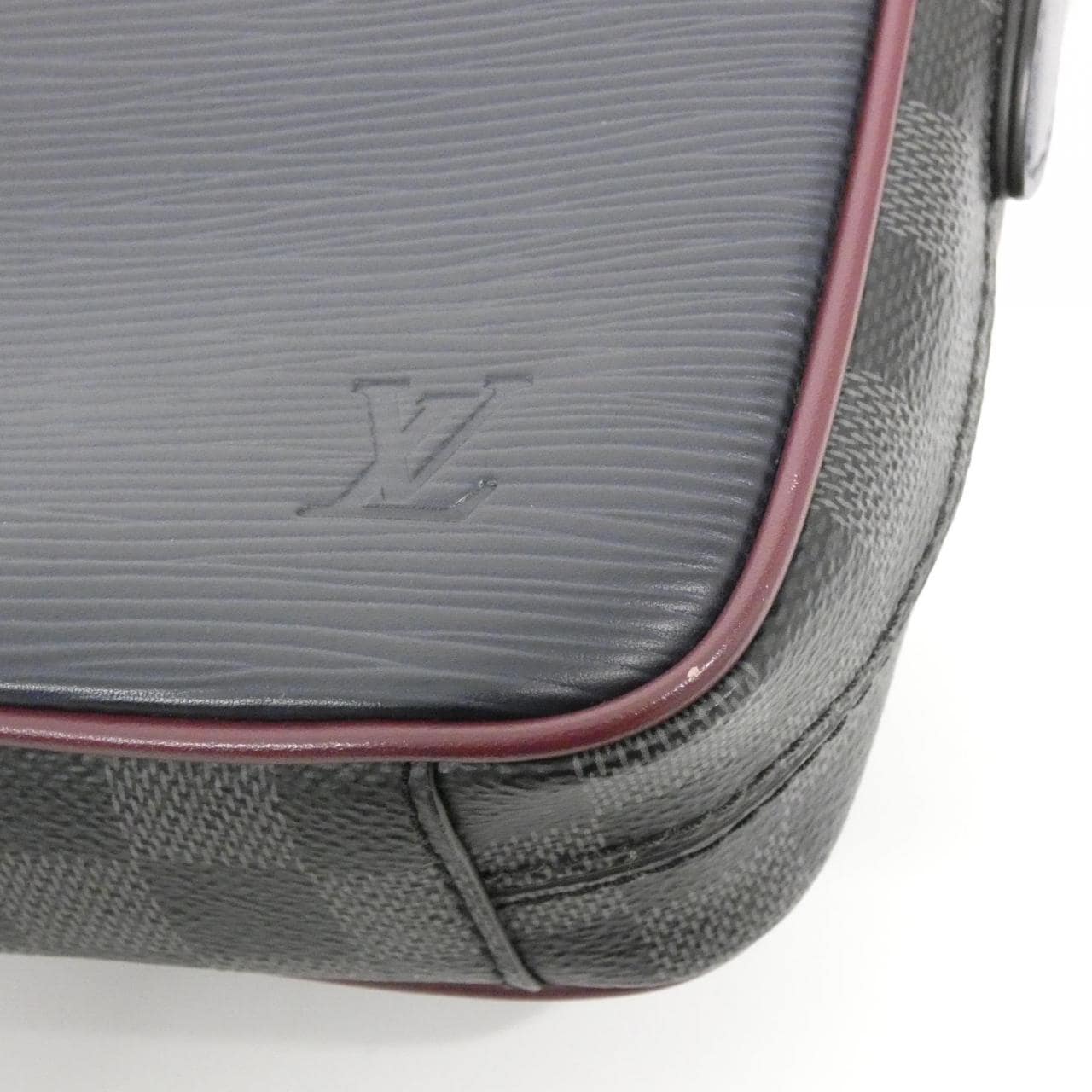 ルイヴィトン エピ+ダミエ グラフィット ダヌーブ スリム M55100 ショルダーバッグ