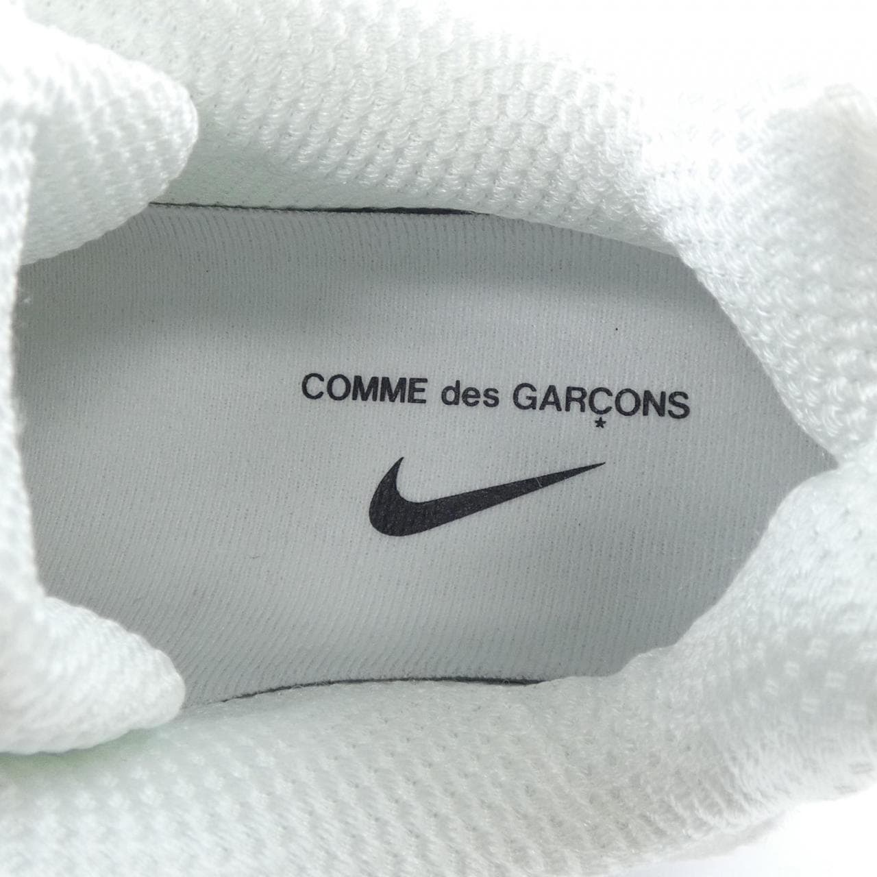 コムデギャルソン COMME des GARCONS CJ0546-100 NIKE スニーカー