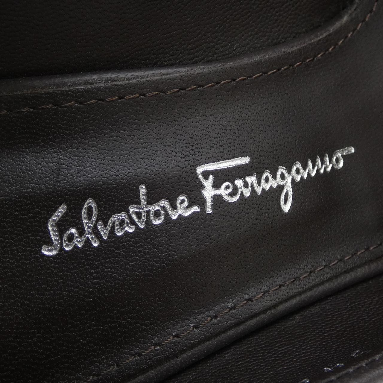 サルヴァトーレフェラガモ SALVATORE FERRAGAMO 94275 パンプス