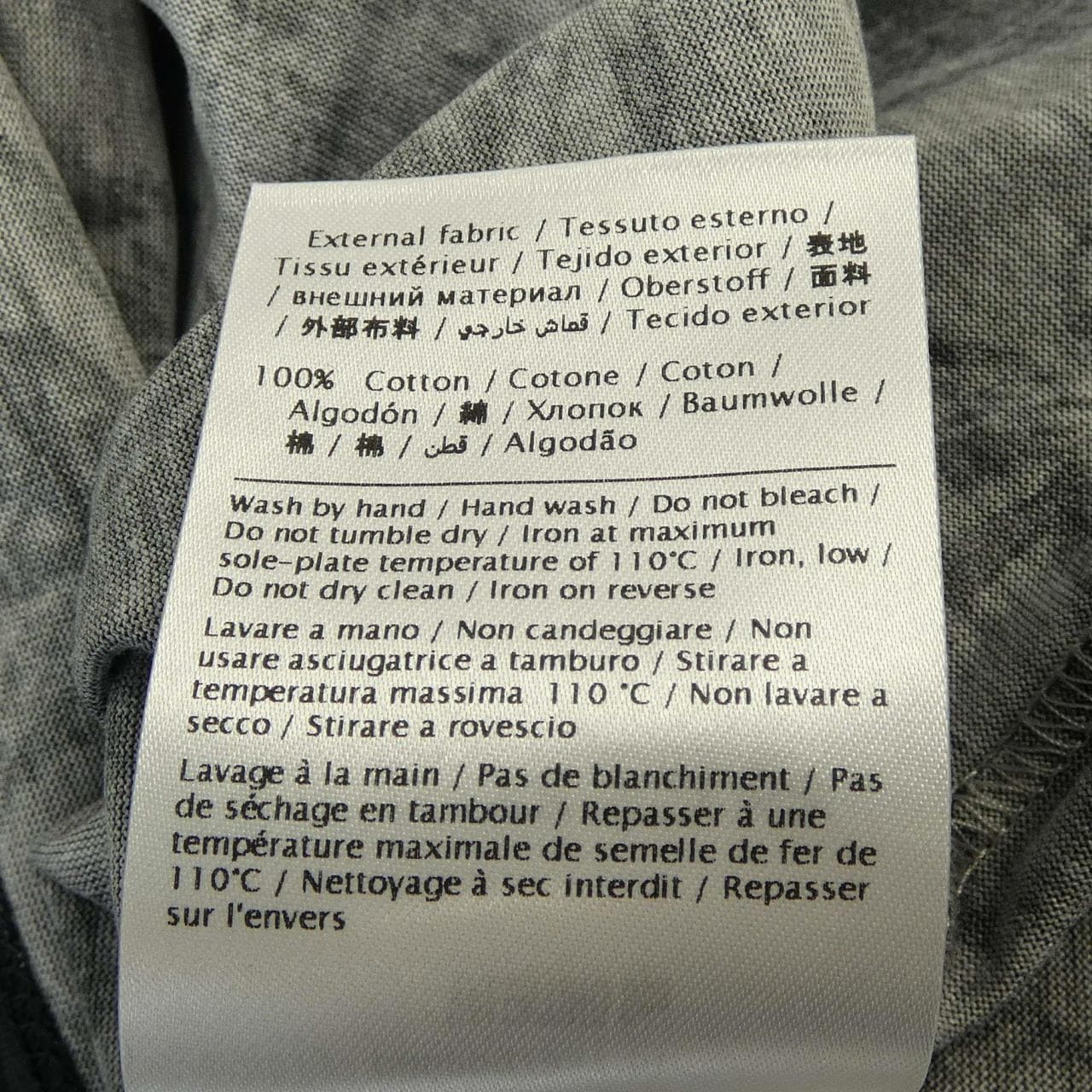 ヴァレンティノ VALENTINO Tシャツ