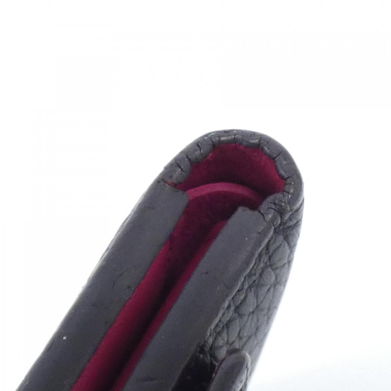 LOUIS VUITTON Portefeuille Capucines Compact M62157 Wallet