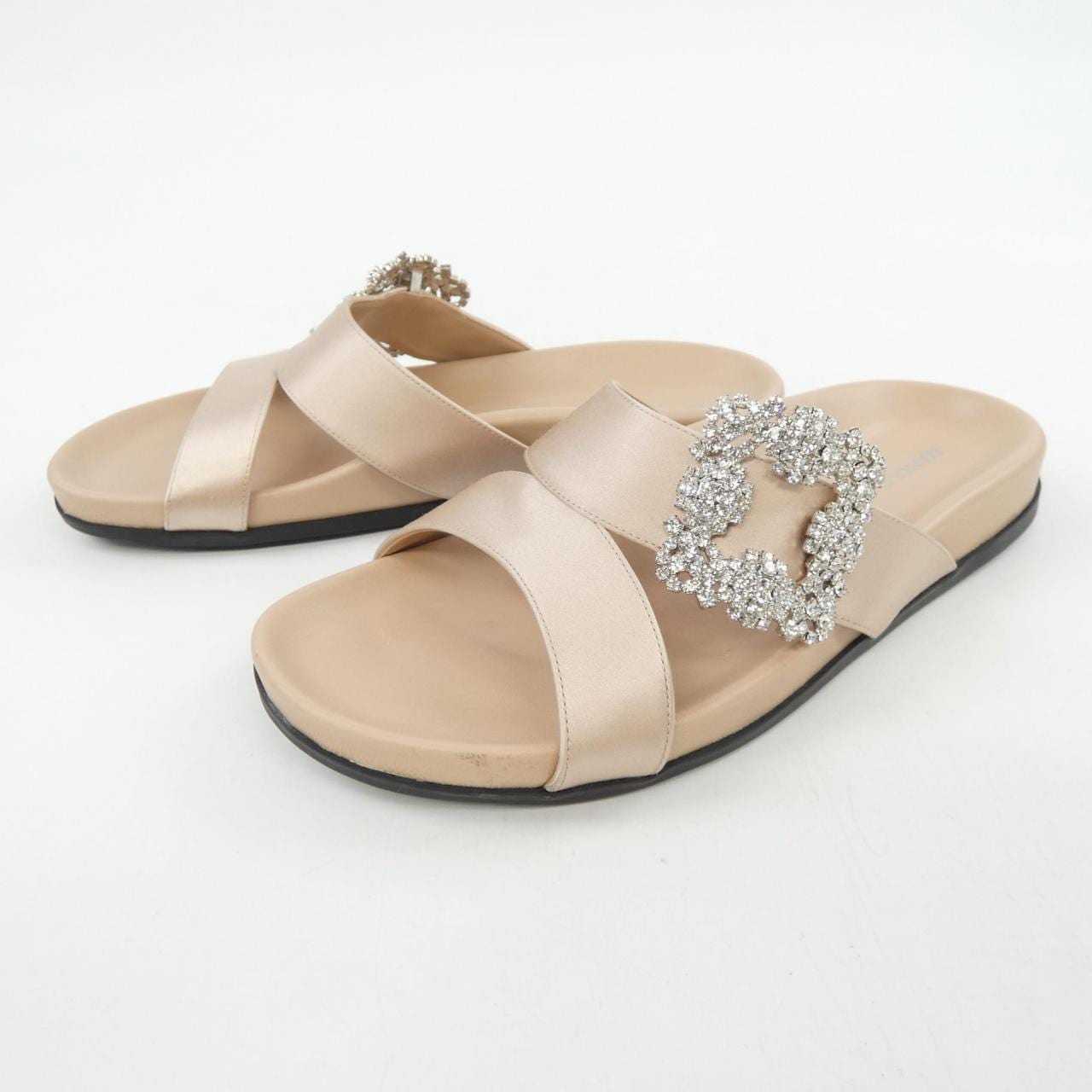 マノロブラニク MANOLO BLAHNIK CHILANGHI サンダル