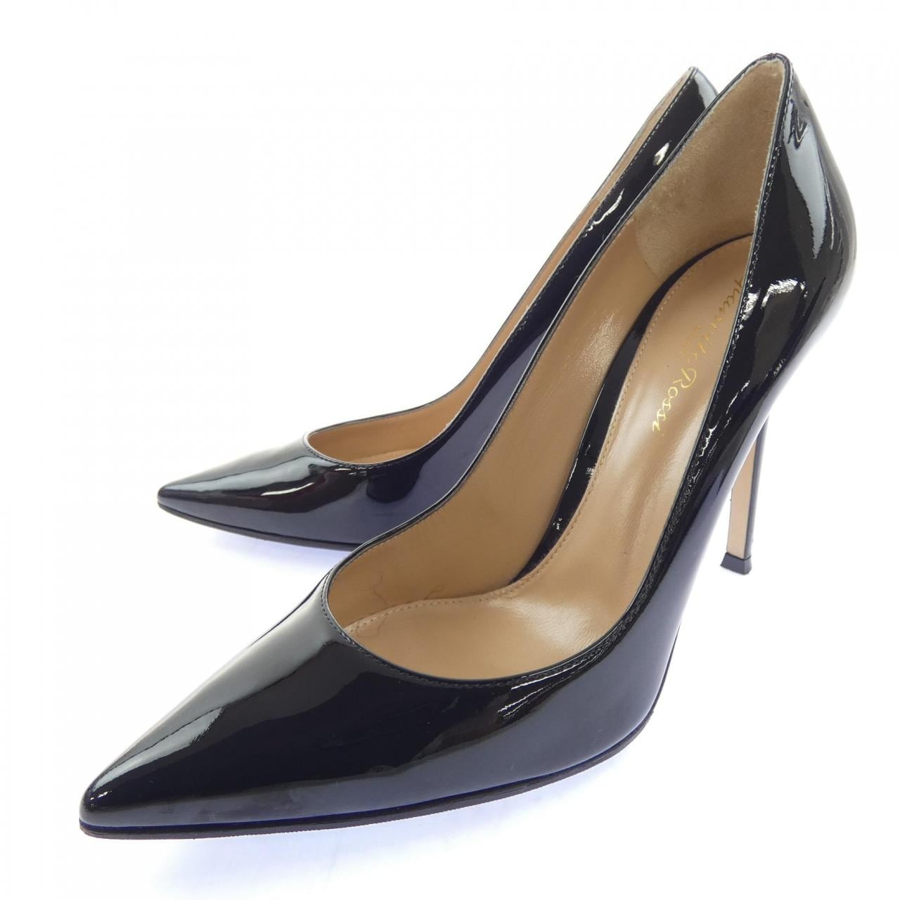 ジャンヴィトロッシ GIANVITO ROSSI パンプス