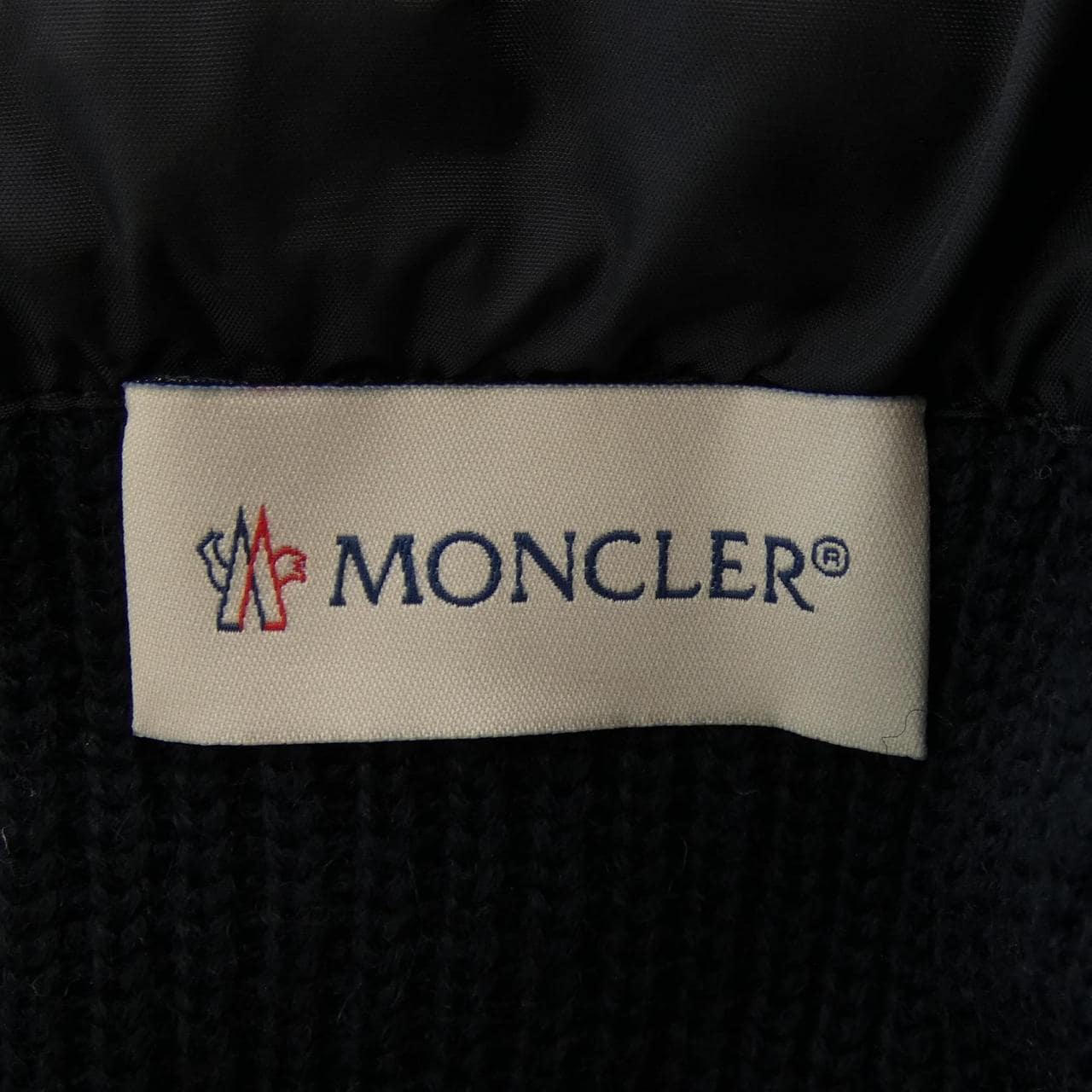 モンクレール MONCLER ダウンジャケット