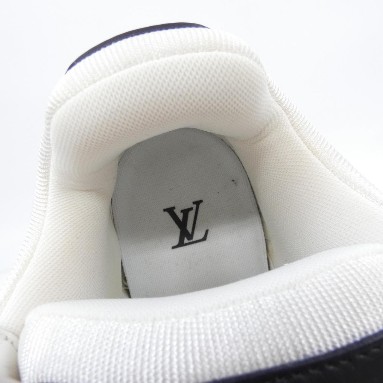 ルイヴィトン LOUIS VUITTON LVトレイナーマキシライン スニーカー