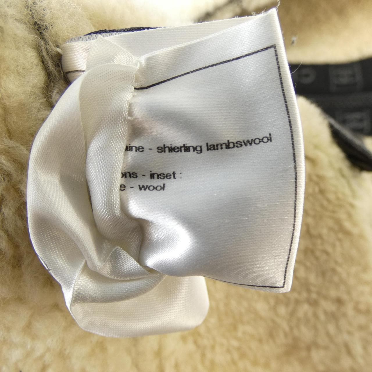 シャネル CHANEL P33734W04172 08A ムートンジャケット
