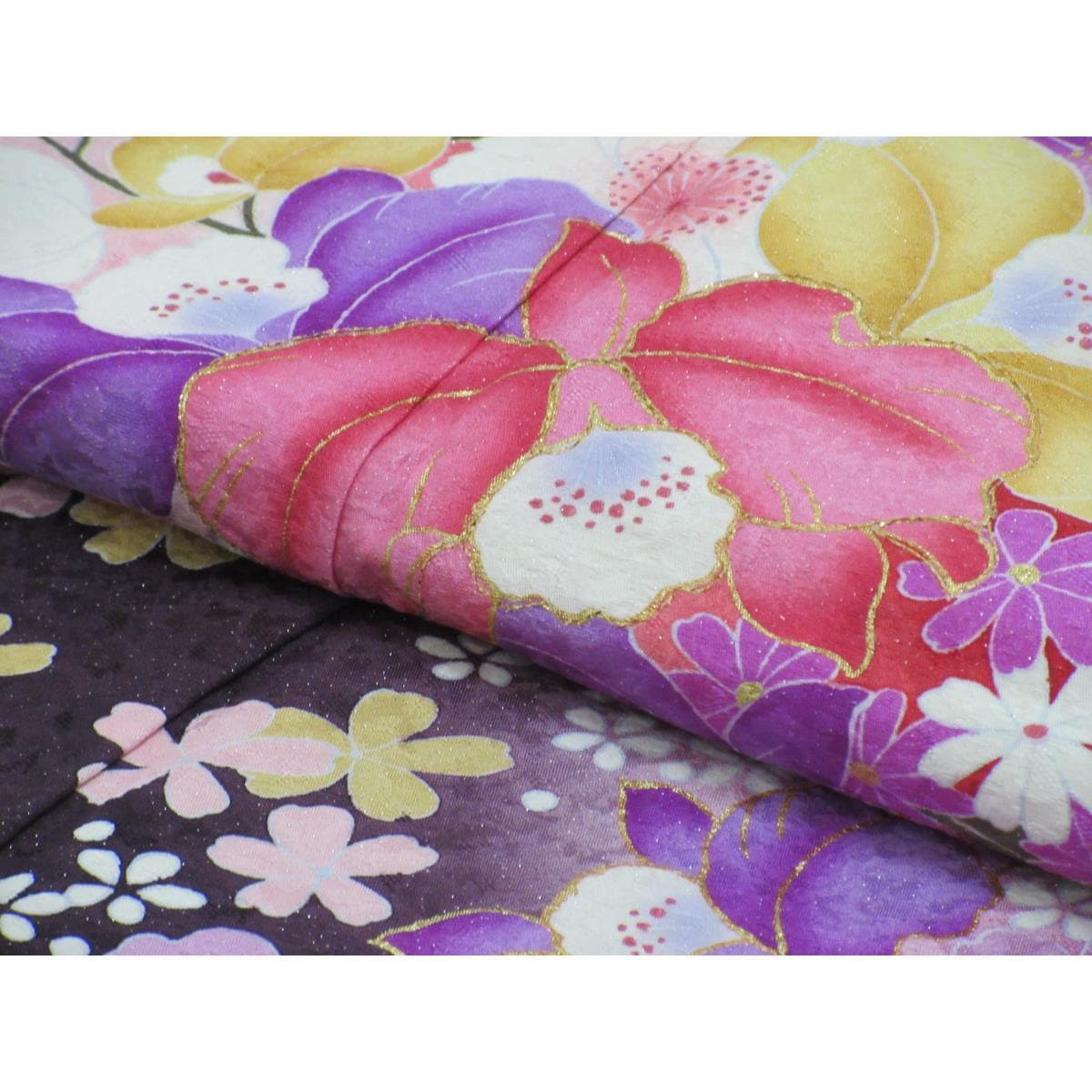 振袖　銀通しボカシ染　友禅金彩加工　刺繍入り　身幅Ｌ寸