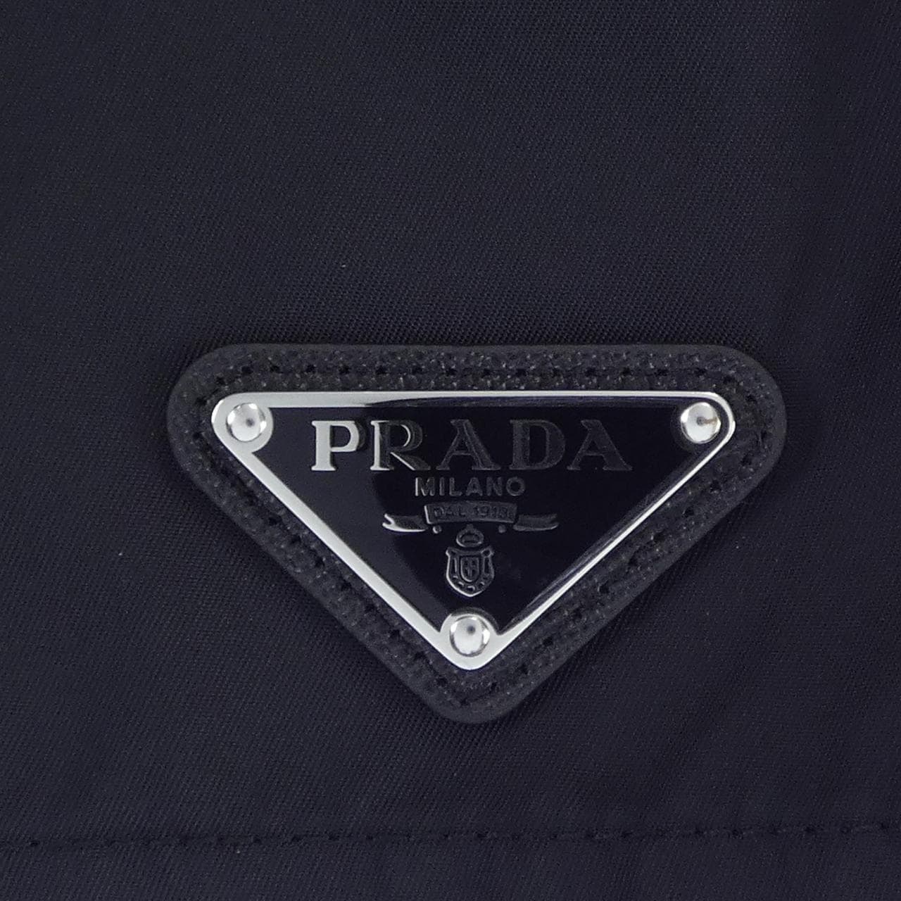 プラダ PRADA トライアングルロゴ 22C757 S221 1WQ8 ショートパンツ