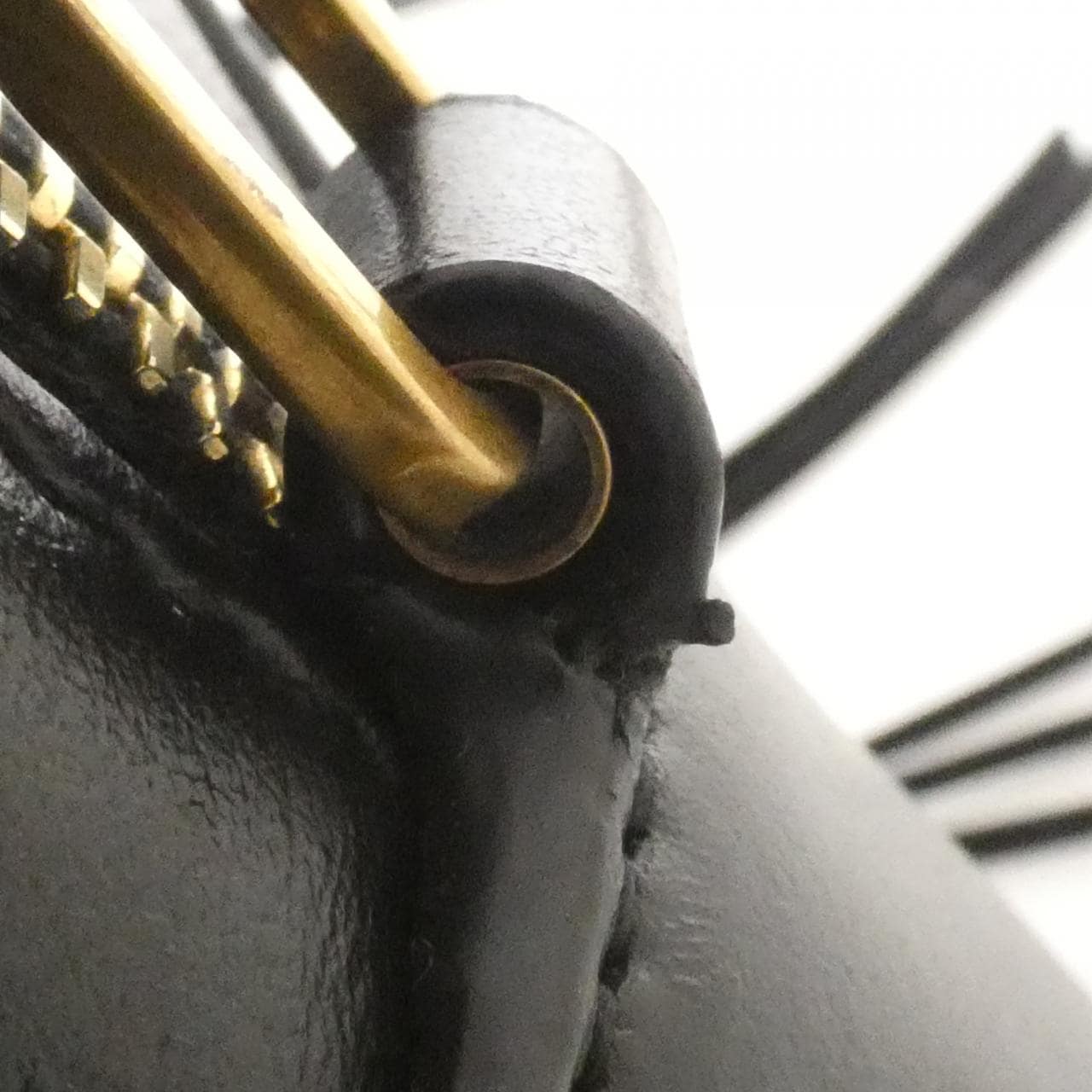 サンローラン ルー M 612544 DV707 ショルダーバッグ