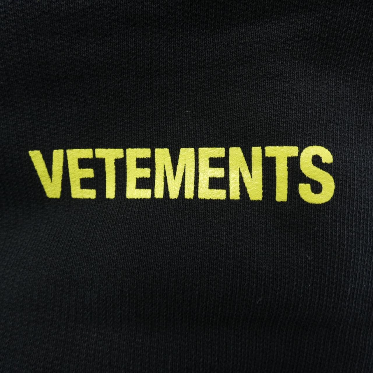 ヴェトモン VETEMENTS パーカー