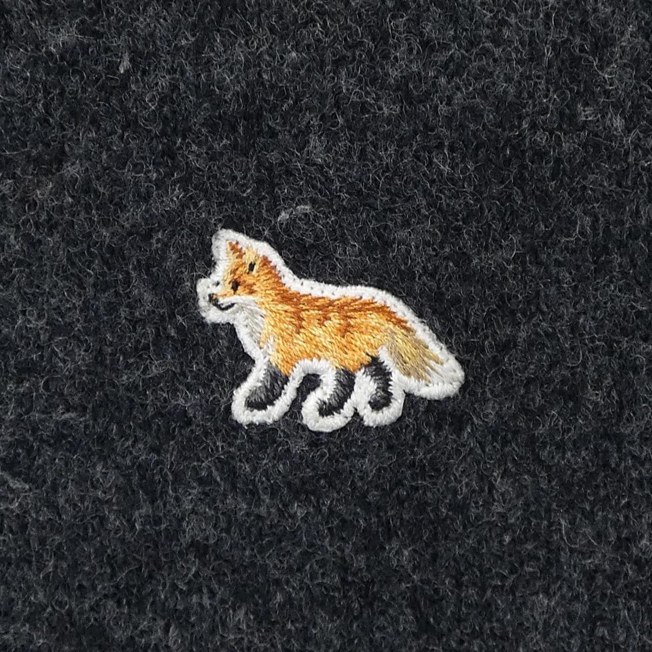 MAISON KITSUNE Kitsune Knit