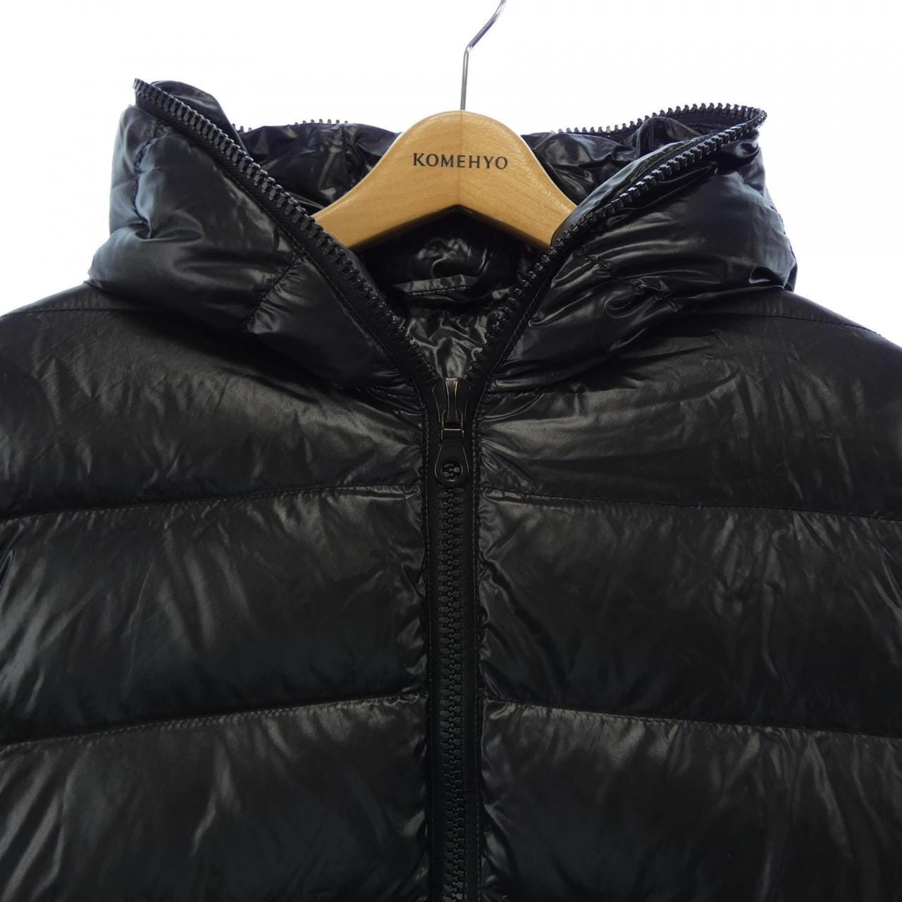 デュベティカ DUVETICA ダウンジャケット