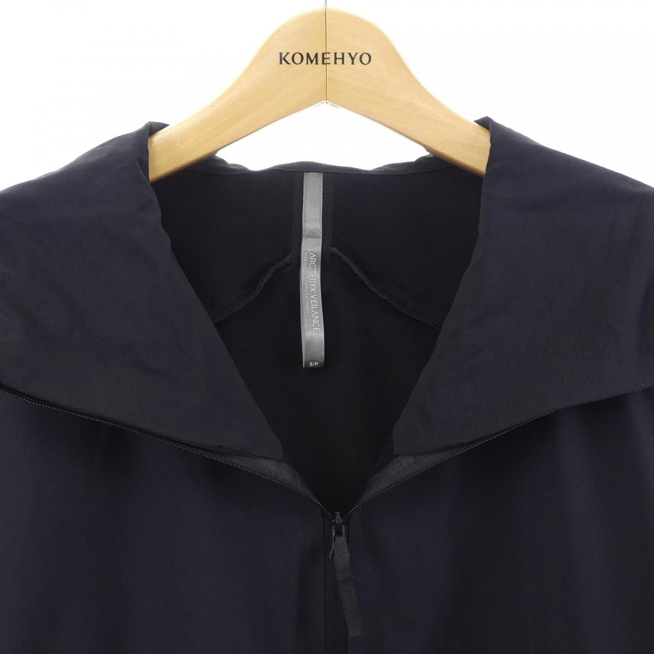 アークテリクスヴェイランス ARC'TERYX VEILANCE ジャケット