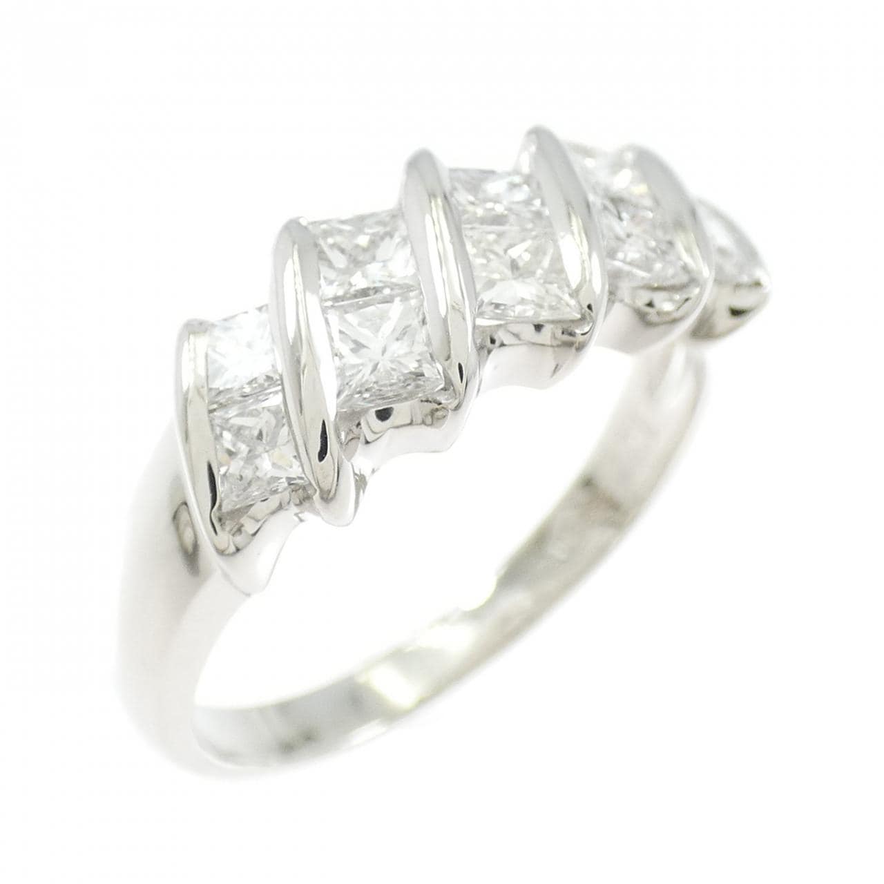 PT900 ダイヤモンド リング 1.00CT