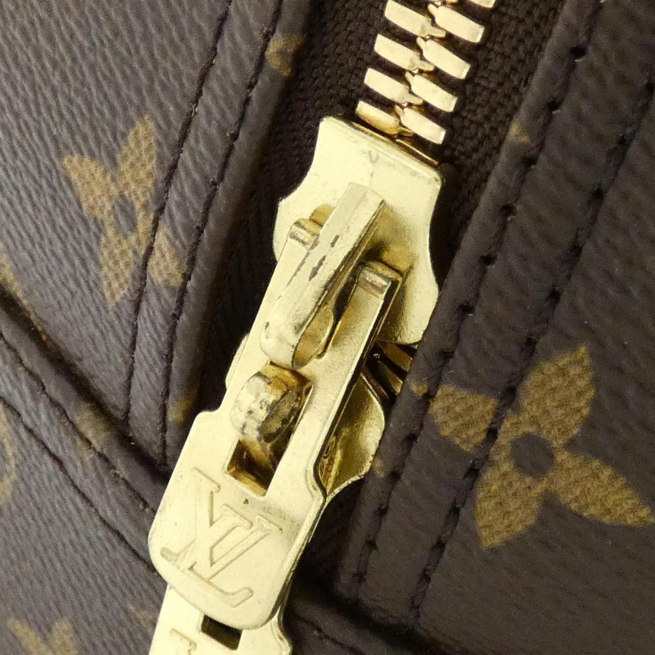 ルイヴィトン モノグラム エヴァシオン M41443 バッグ