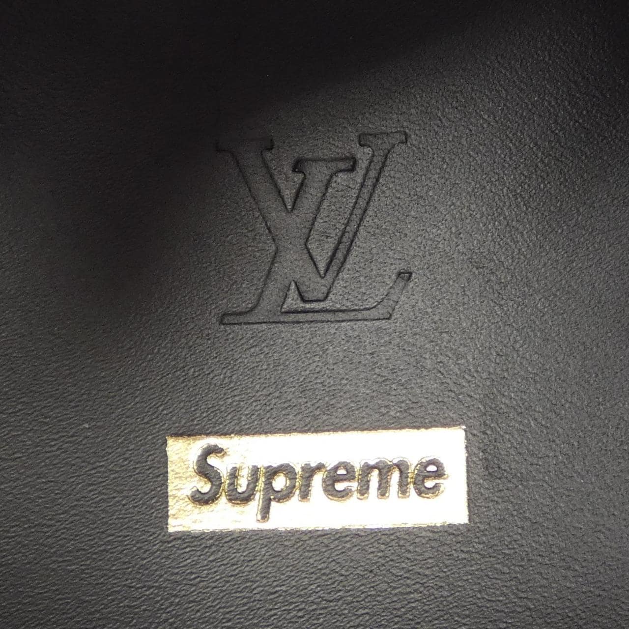 ルイヴィトン LOUIS VUITTON スニーカー