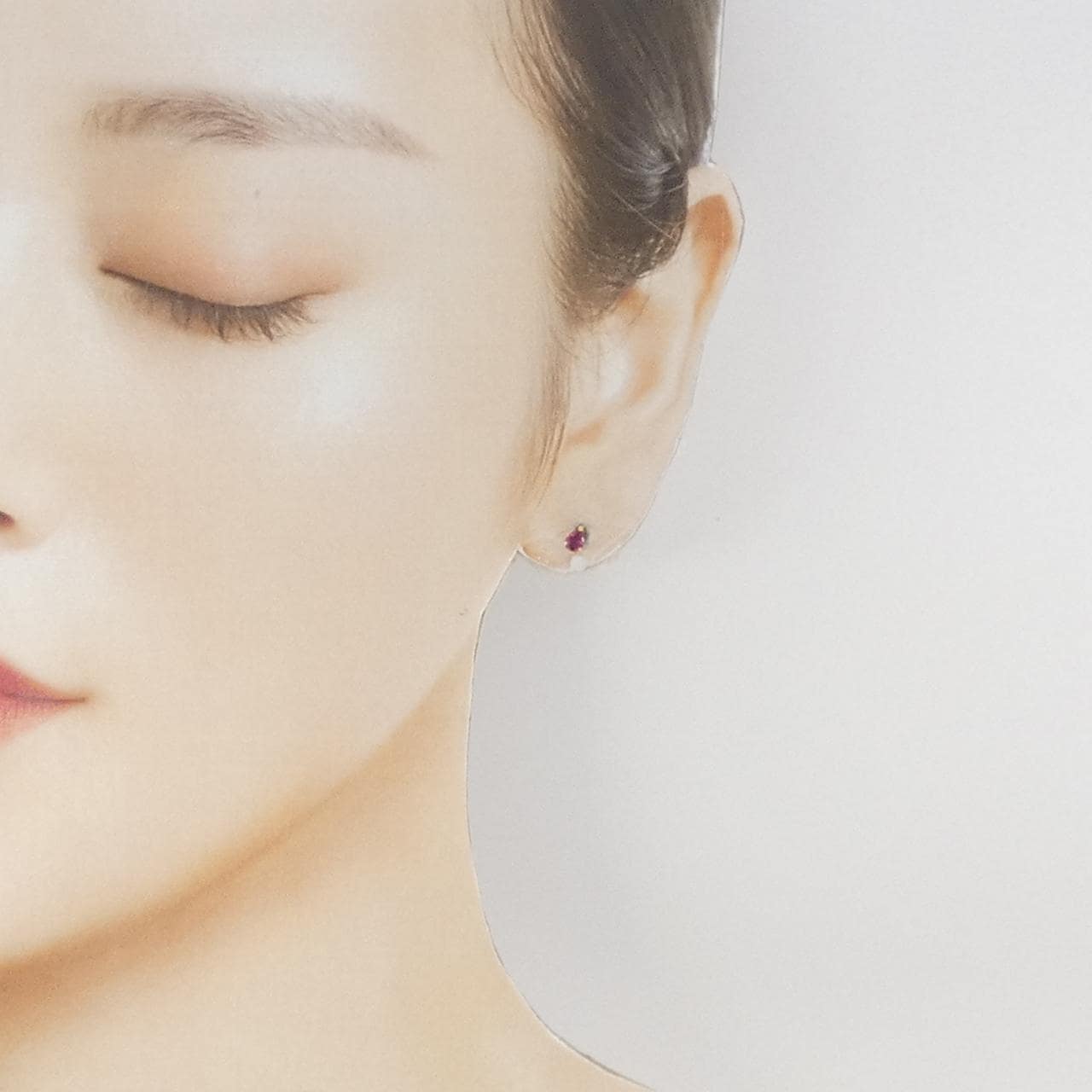 【新品】K18YG ルビー ピアス 0.26CT