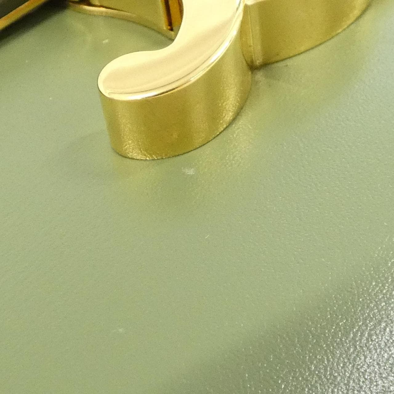 セリーヌ クラシック トリオンフ 187363BF4 ショルダーバッグ