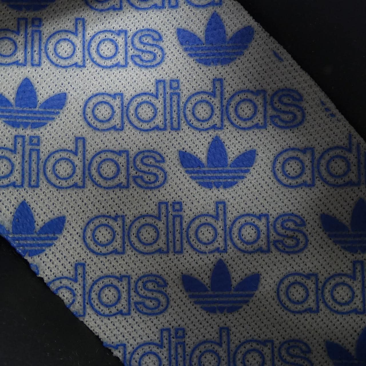 アディダス ADIDAS GZ2044/BRUSSELS スニーカー