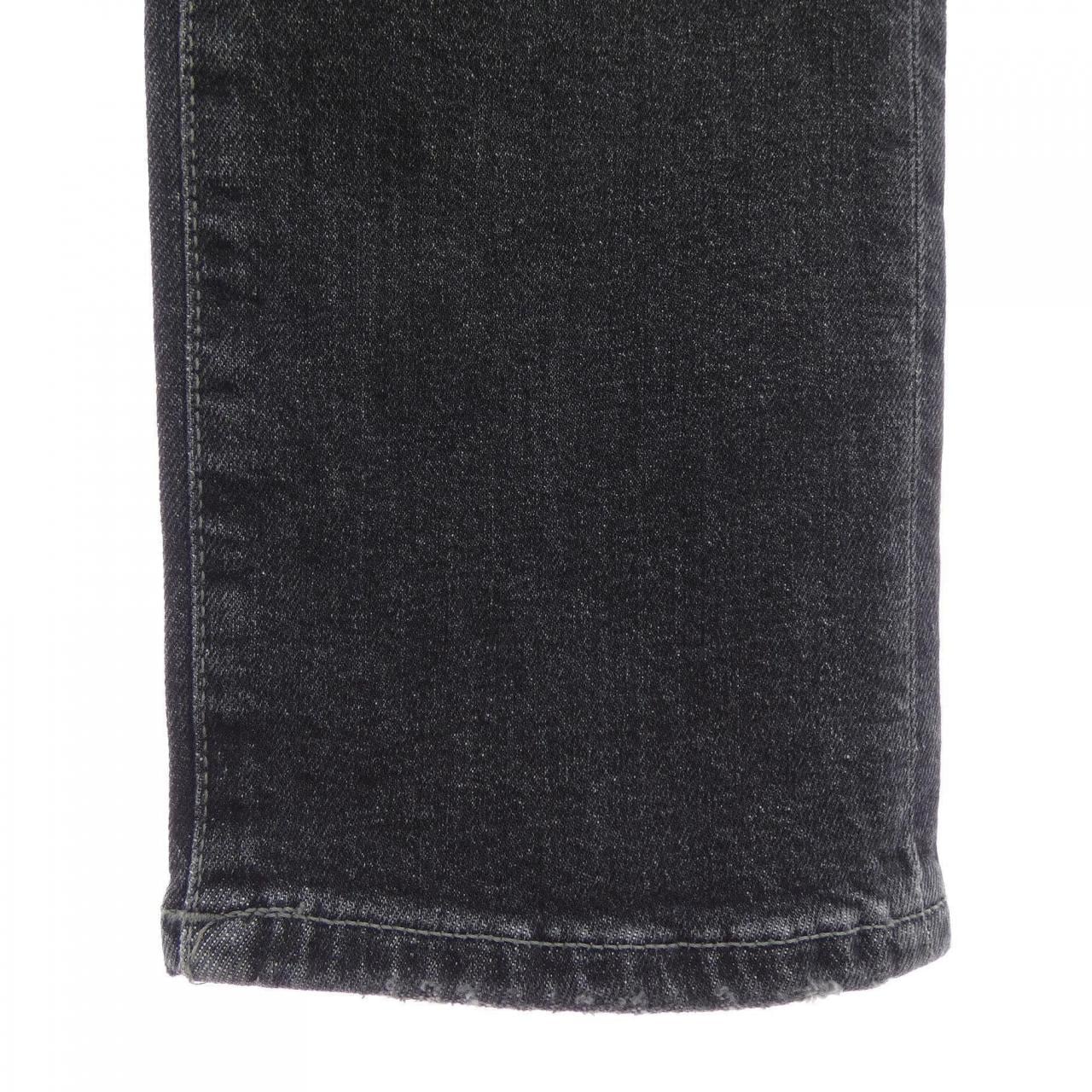 ピーティートリノ PT TORINO QP05B0 ジーンズ