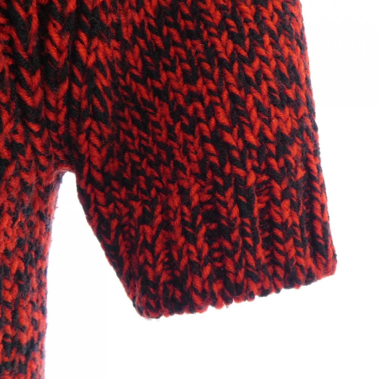 ヌメロヴェントゥーノ N°21 ニット