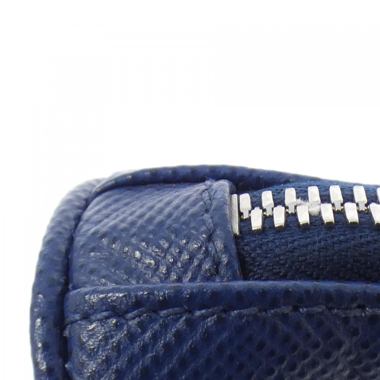 Prada 2NE054 Bag