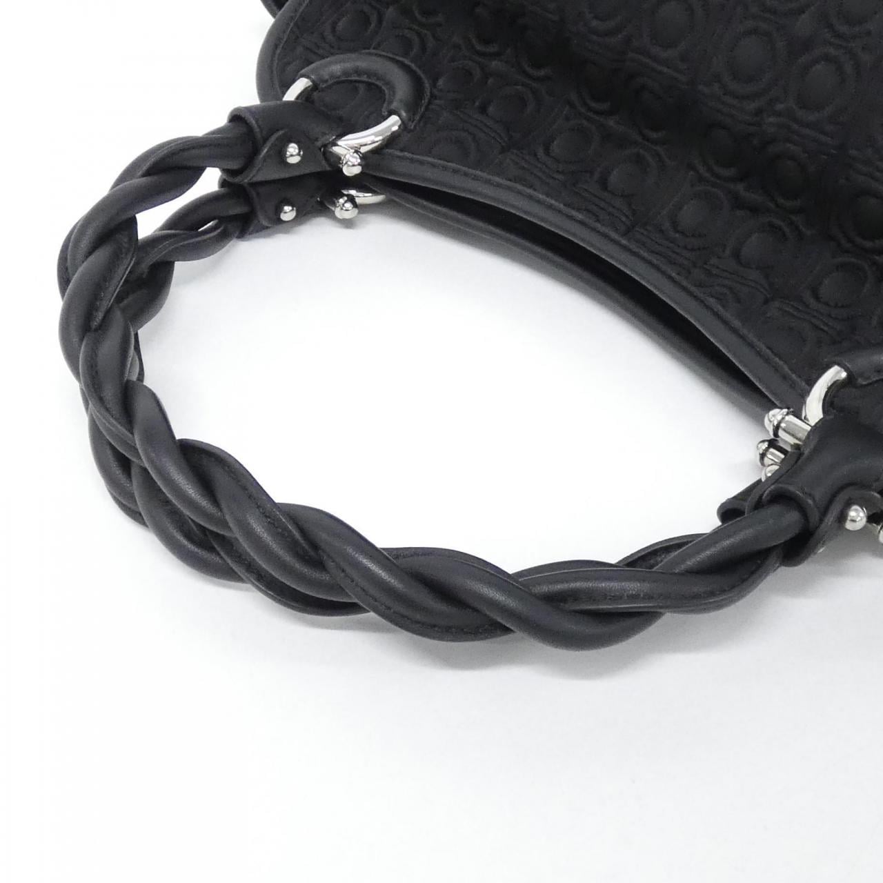 サルヴァトーレフェラガモ 21 B169 バッグ