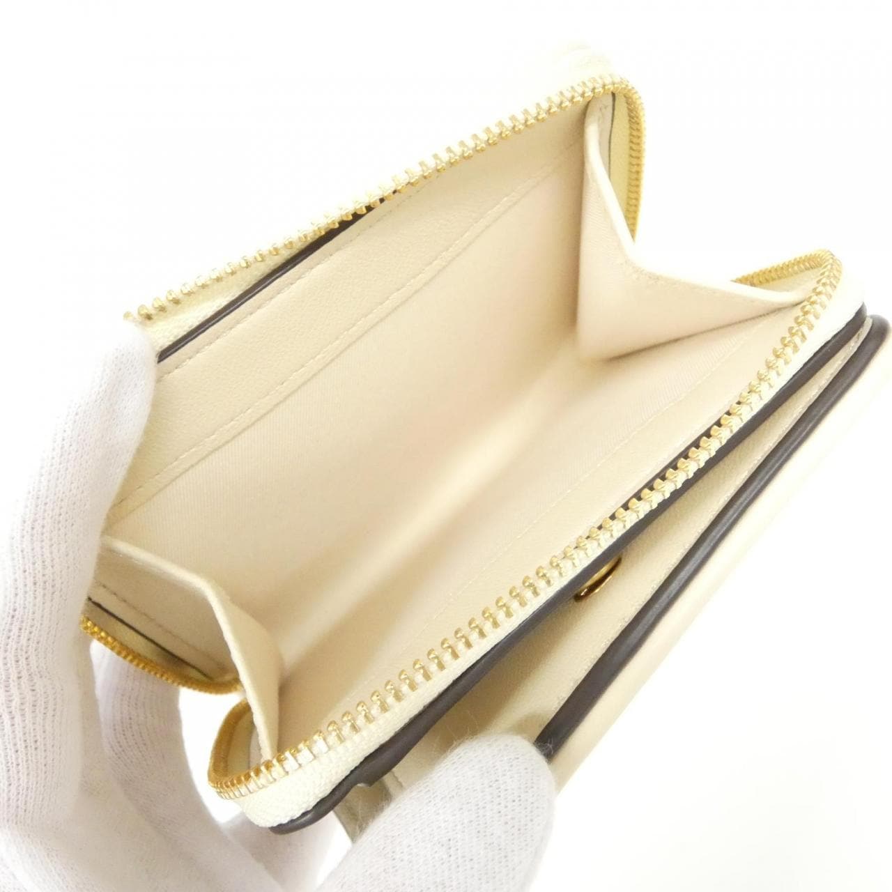 【新品】トリーバーチ キラ シェブロン バイフォールド ウォレット 90344 財布