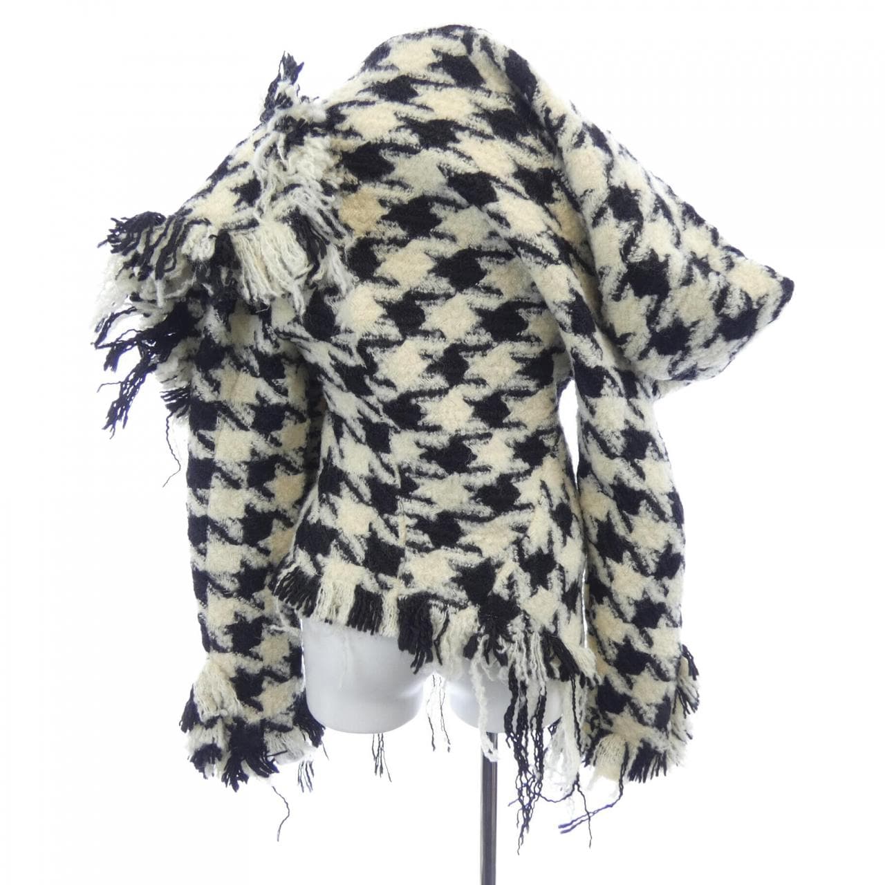 yuhan wang ジャケット