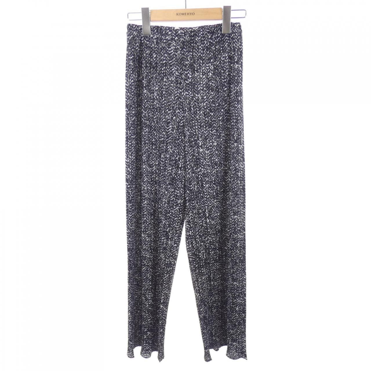 プリーツプリーズ PLEATS PLEASE PP81-JF443 パンツ