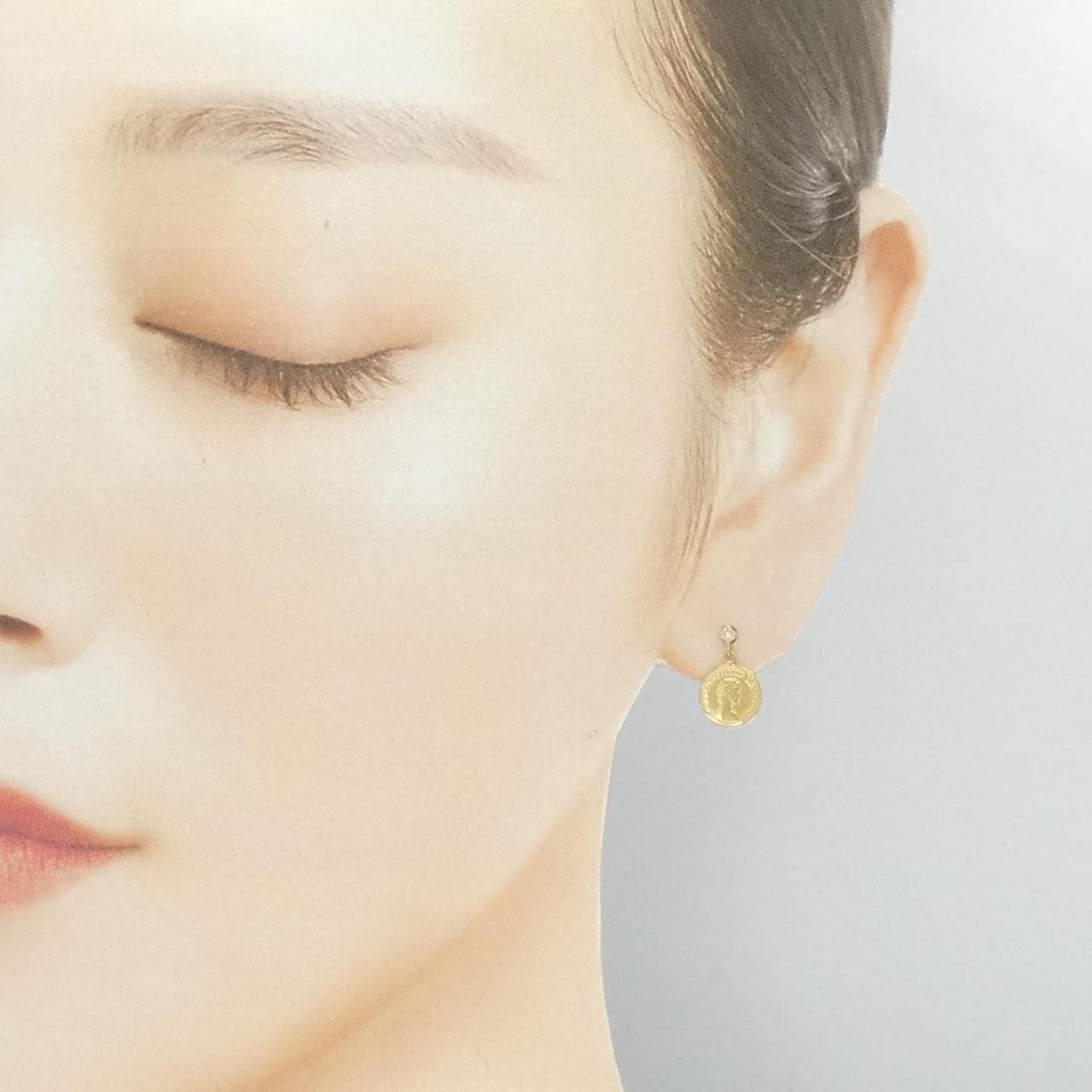 K18YG Diamond earrings 0.06CT