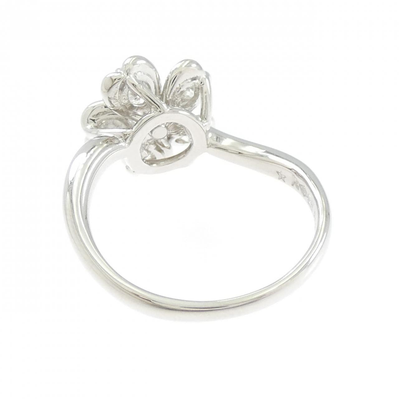 PT900 フラワー ダイヤモンド リング 0.50CT