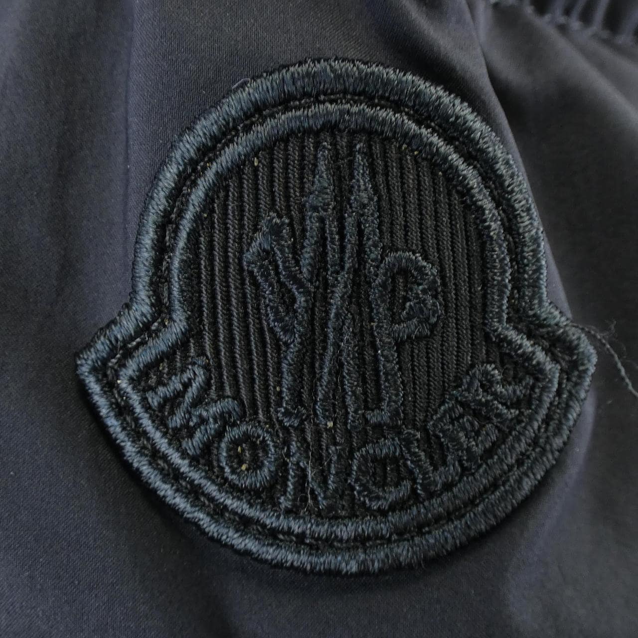 モンクレール MONCLER ダウンジャケット