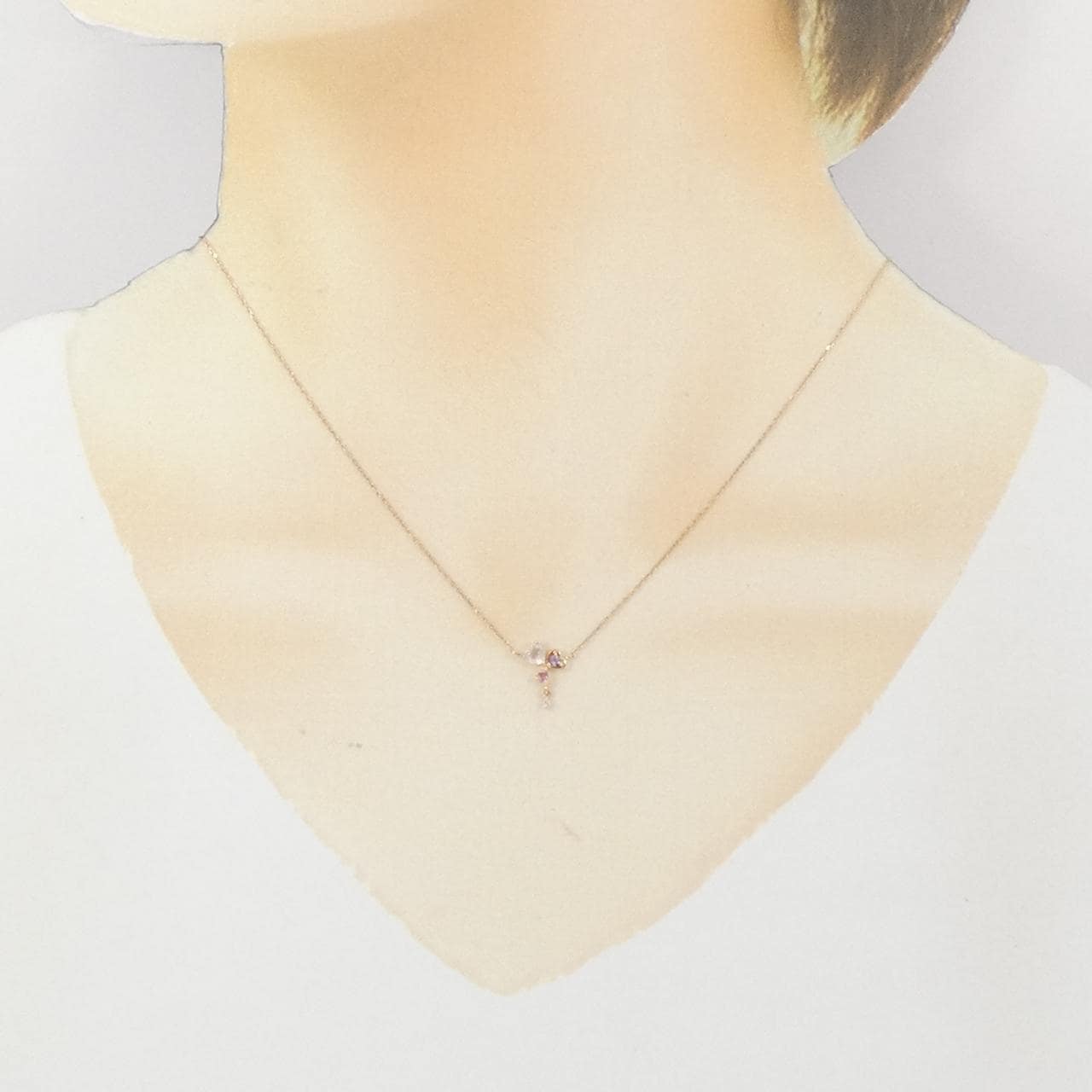 4゜C カラーストーン ネックレス