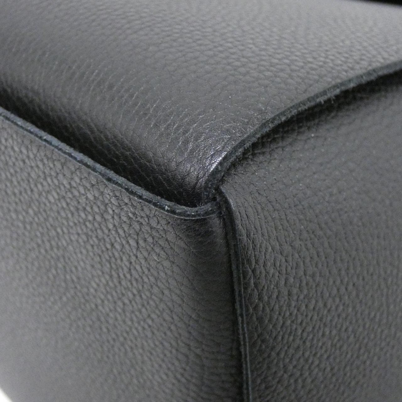 ボッテガヴェネタ 609175 VCP11 バッグ