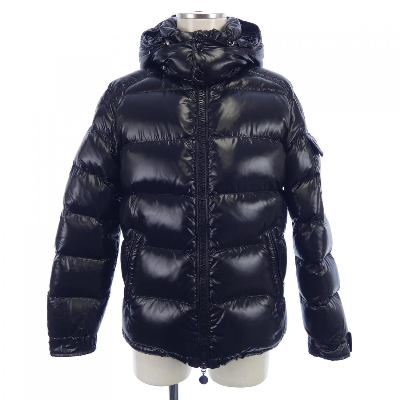 モンクレール MONCLER ダウンジャケット