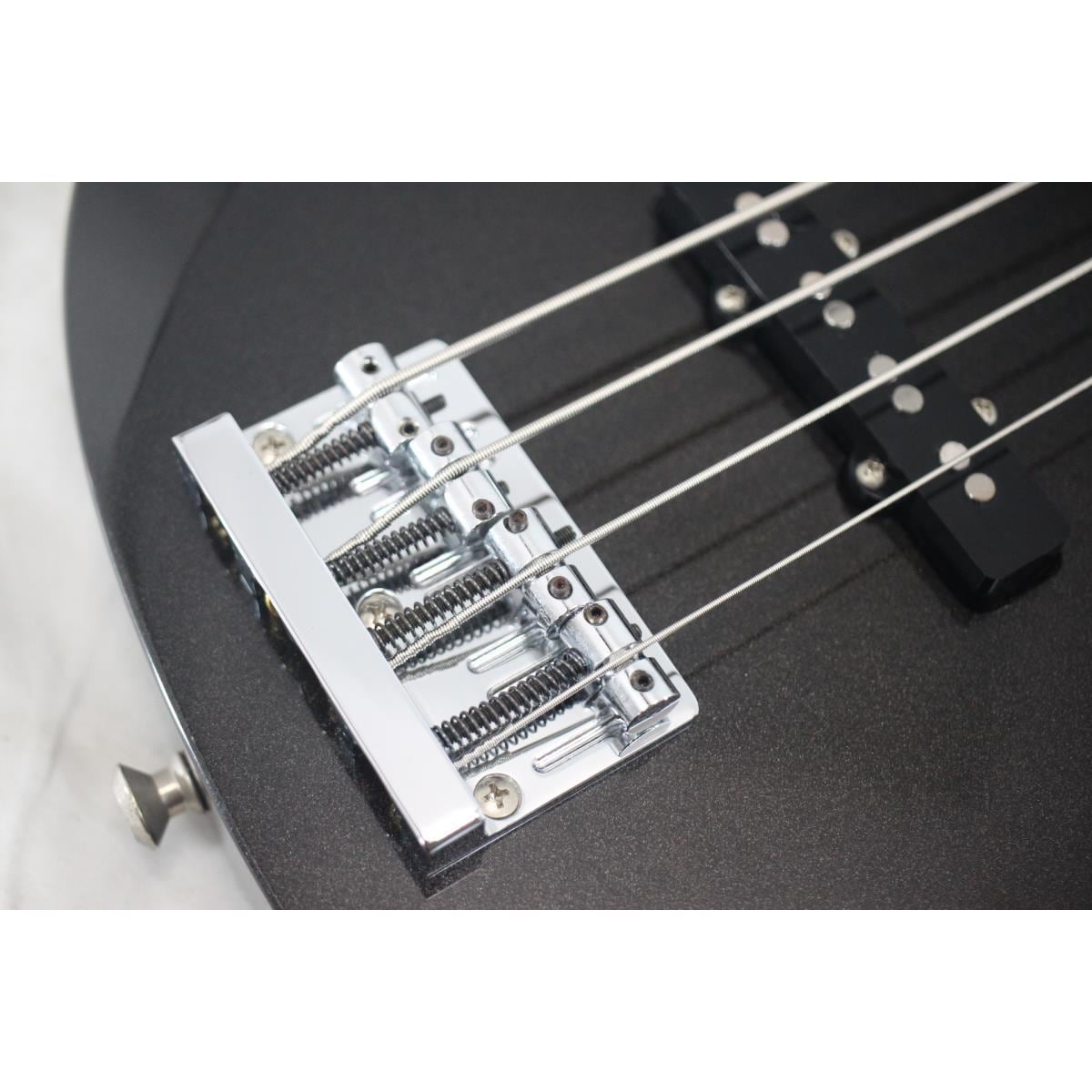 ＦＥＲＮＡＮＤＥＳ　　ＧＲＡＤＵＡＬ