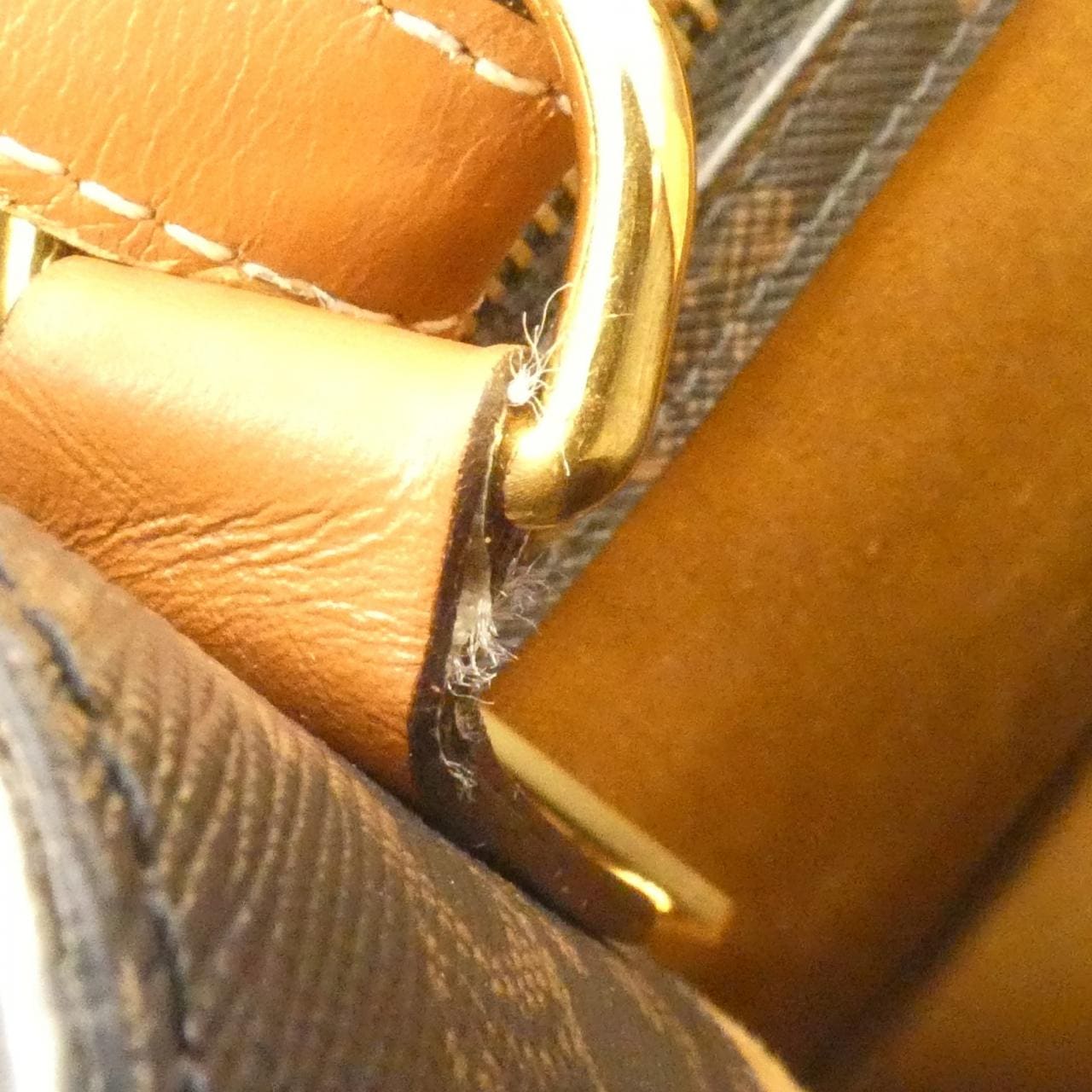 セリーヌ スモール バーティカル カバ 191542BZK バッグ