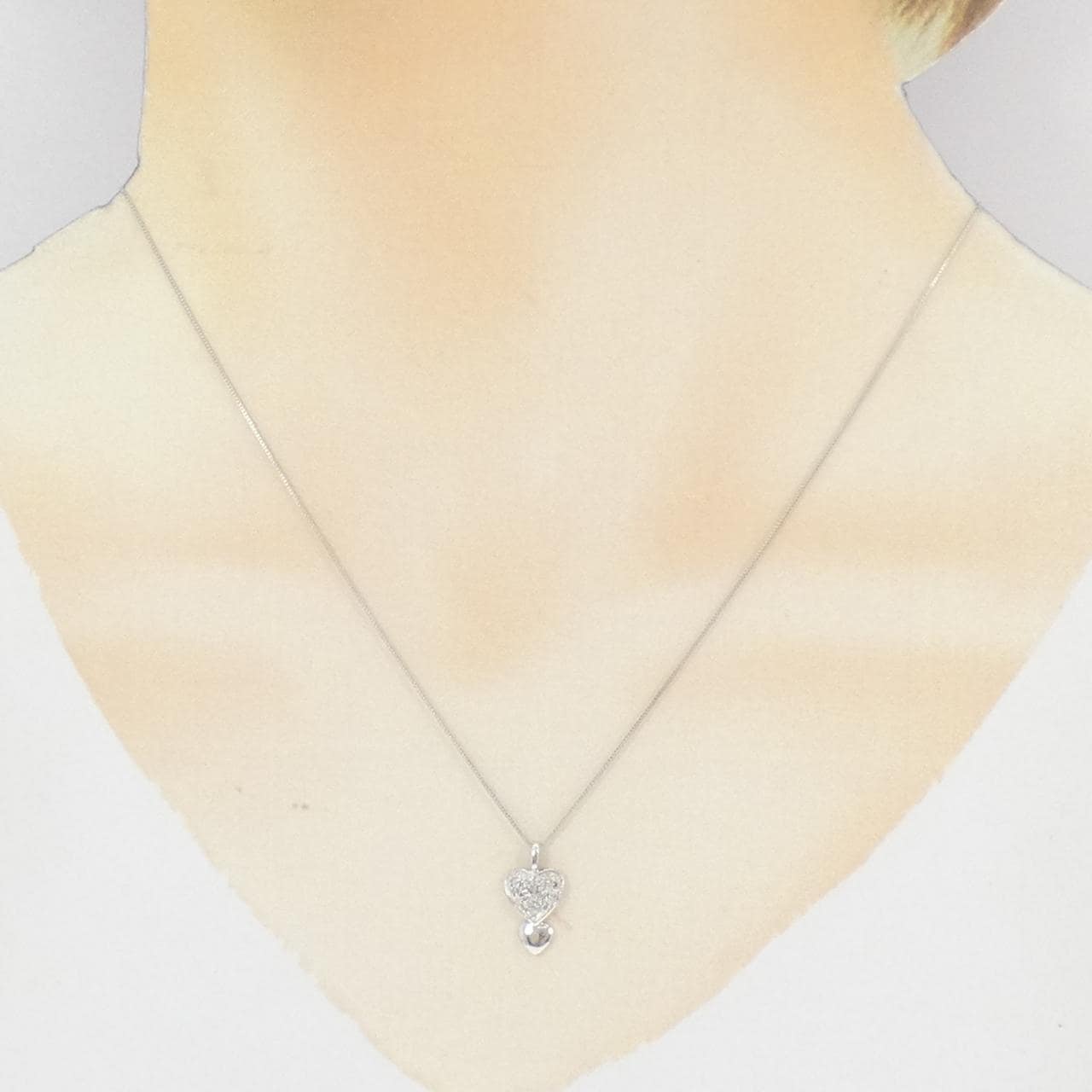 K18WG heart Diamond necklace 0.1CT