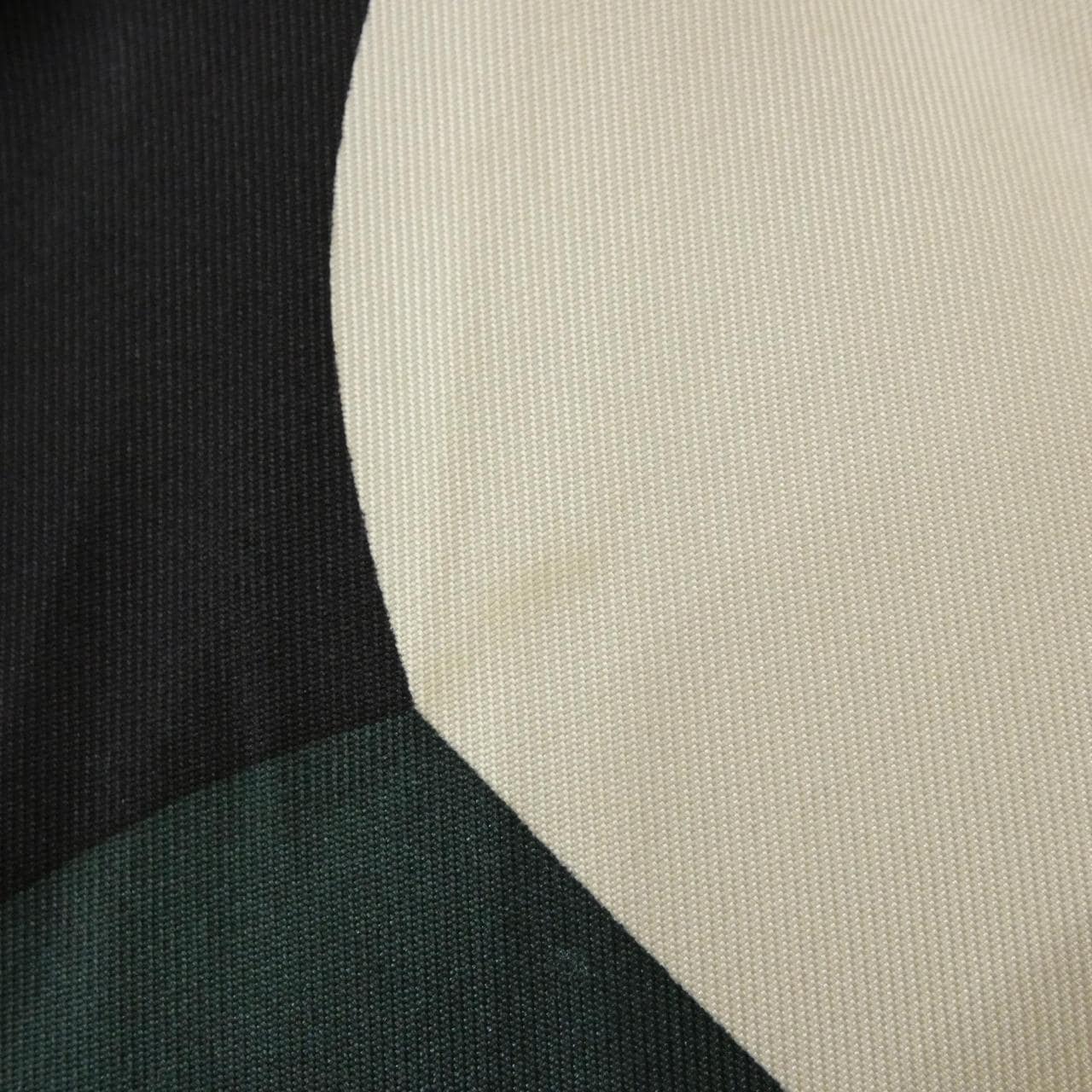 エルメス カレ スカーフ