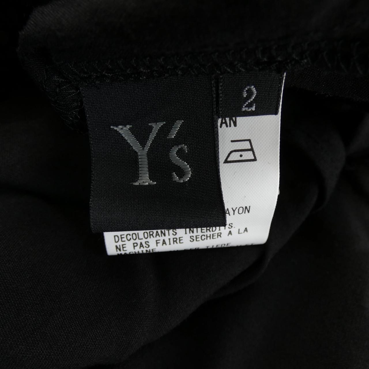 ワイズ Y's トップス