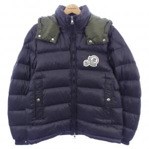 モンクレール MONCLER ダウンジャケット