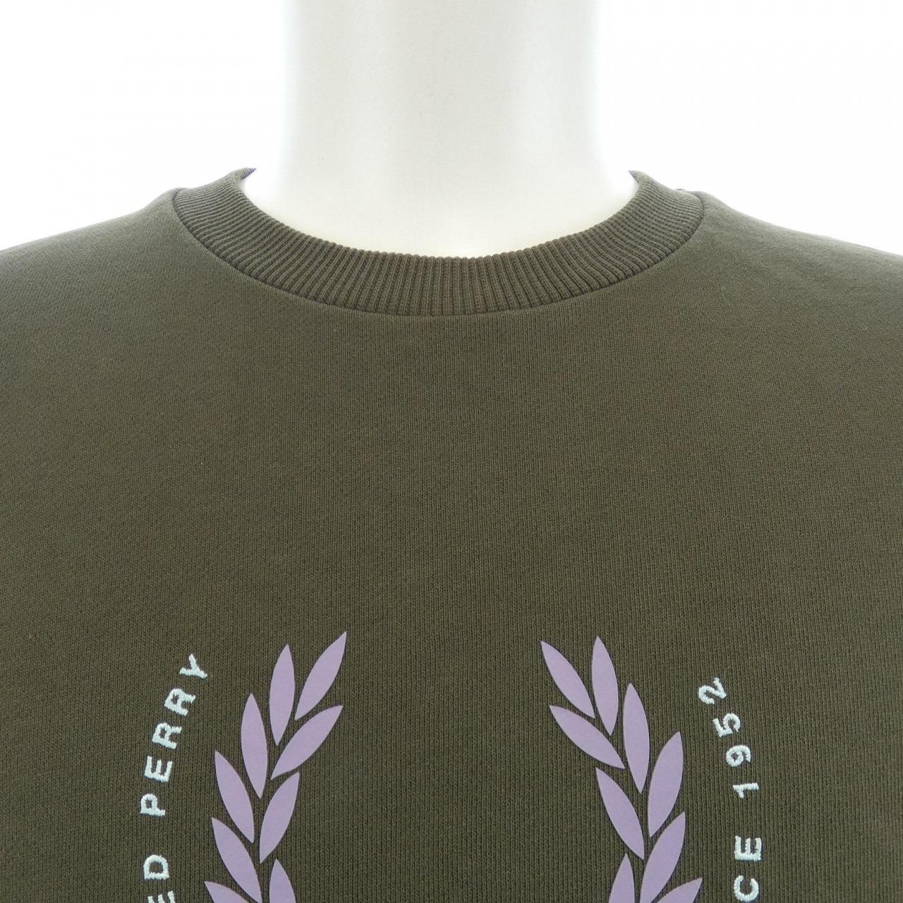 フレッドペリー FRED PERRY スウェット