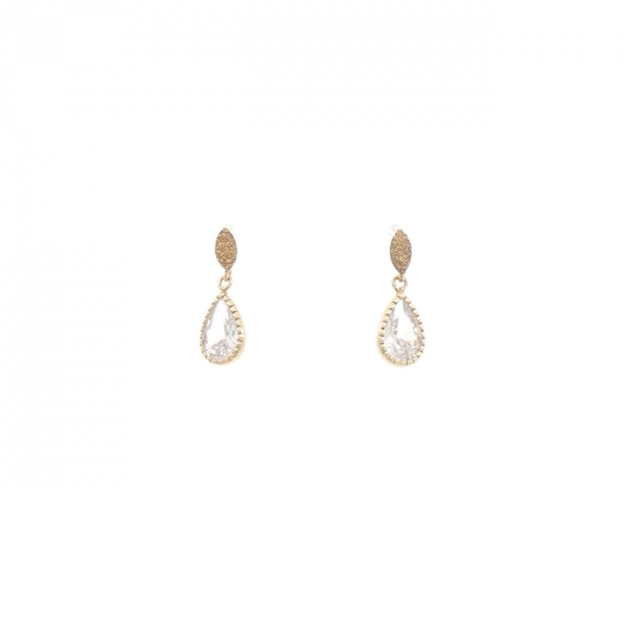 K10YG キュービック ピアス