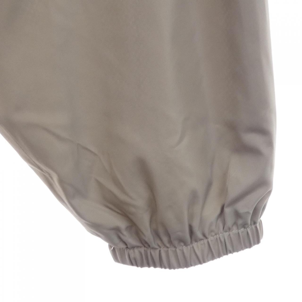 バレンシアガ BALENCIAGA 725302 TP006 UNISEX ブルゾン
