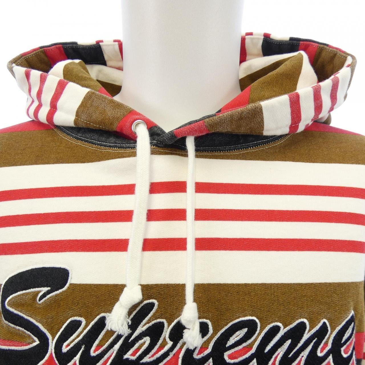 シュプリーム SUPREME パーカー