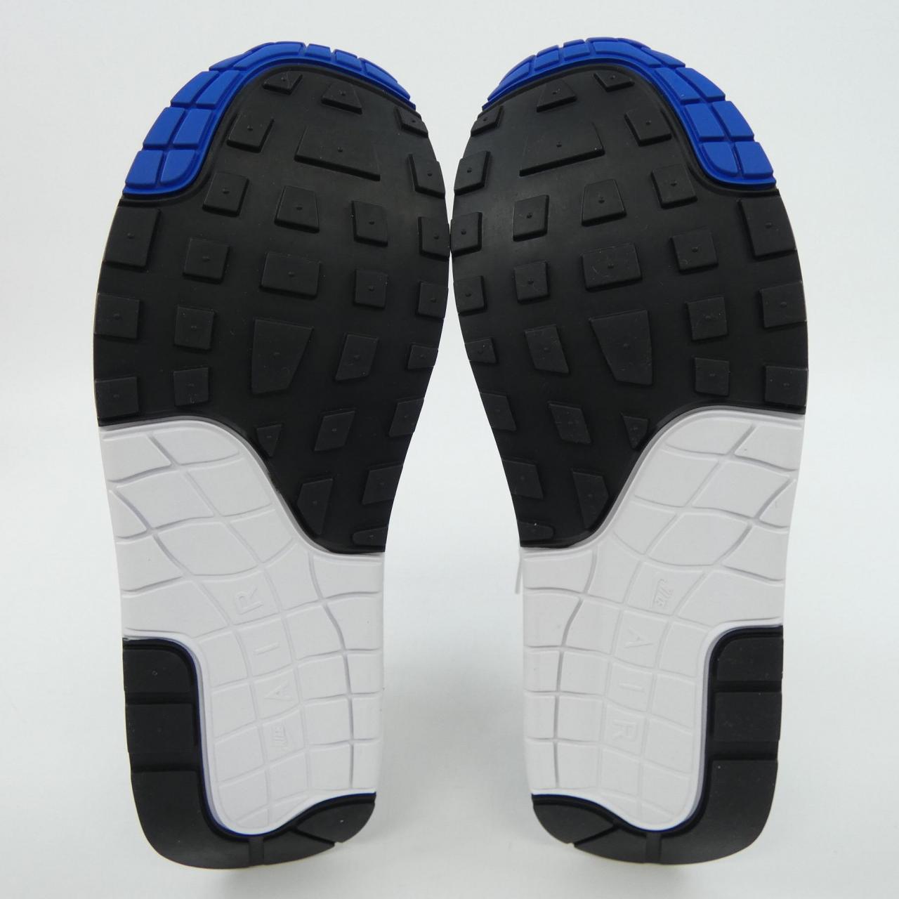 ナイキ NIKE DO9844 101 スニーカー