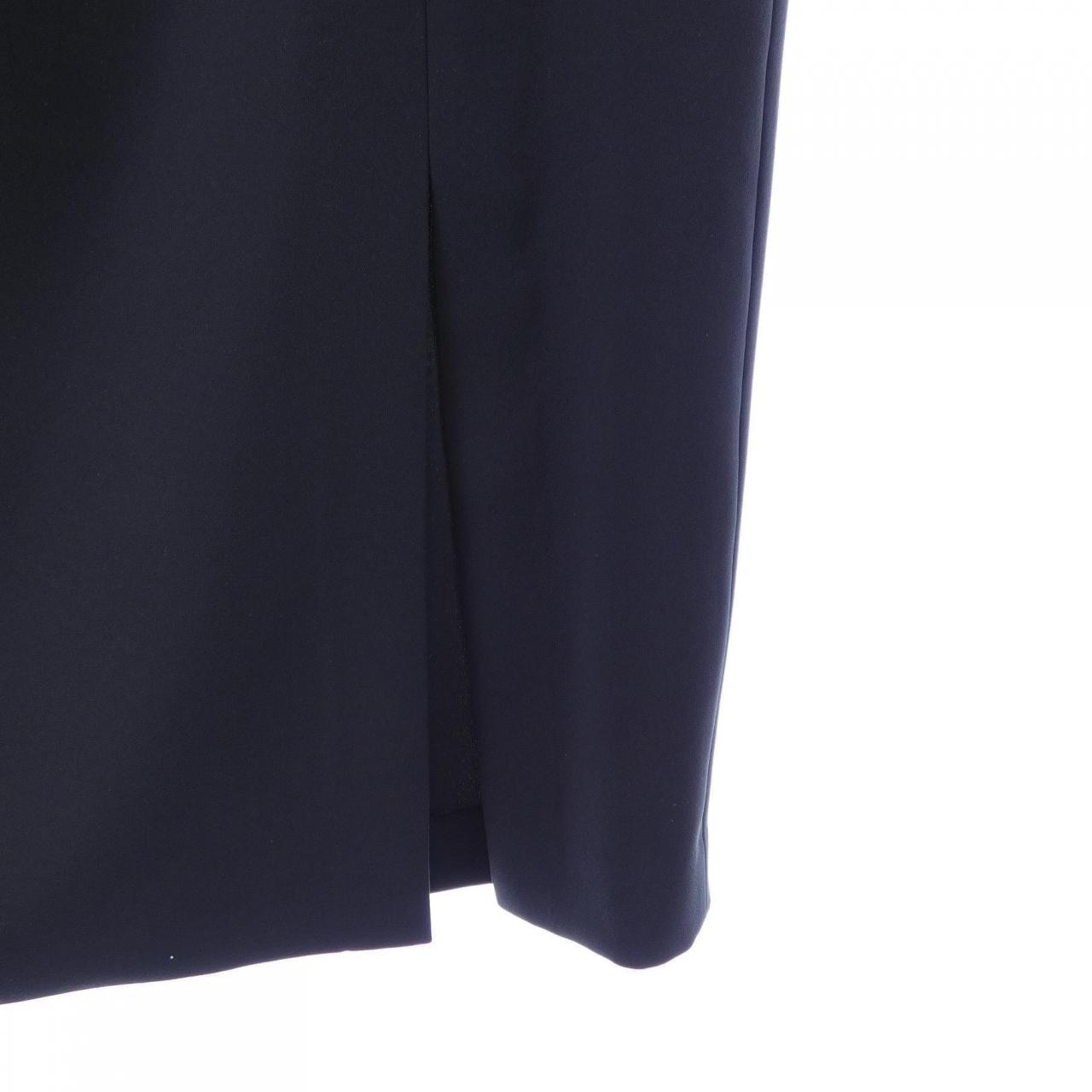 エンポリオアルマーニ EMPORIO ARMANI スカート