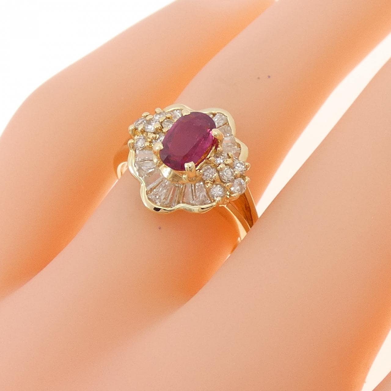 K18YG ルビー リング 0.75CT